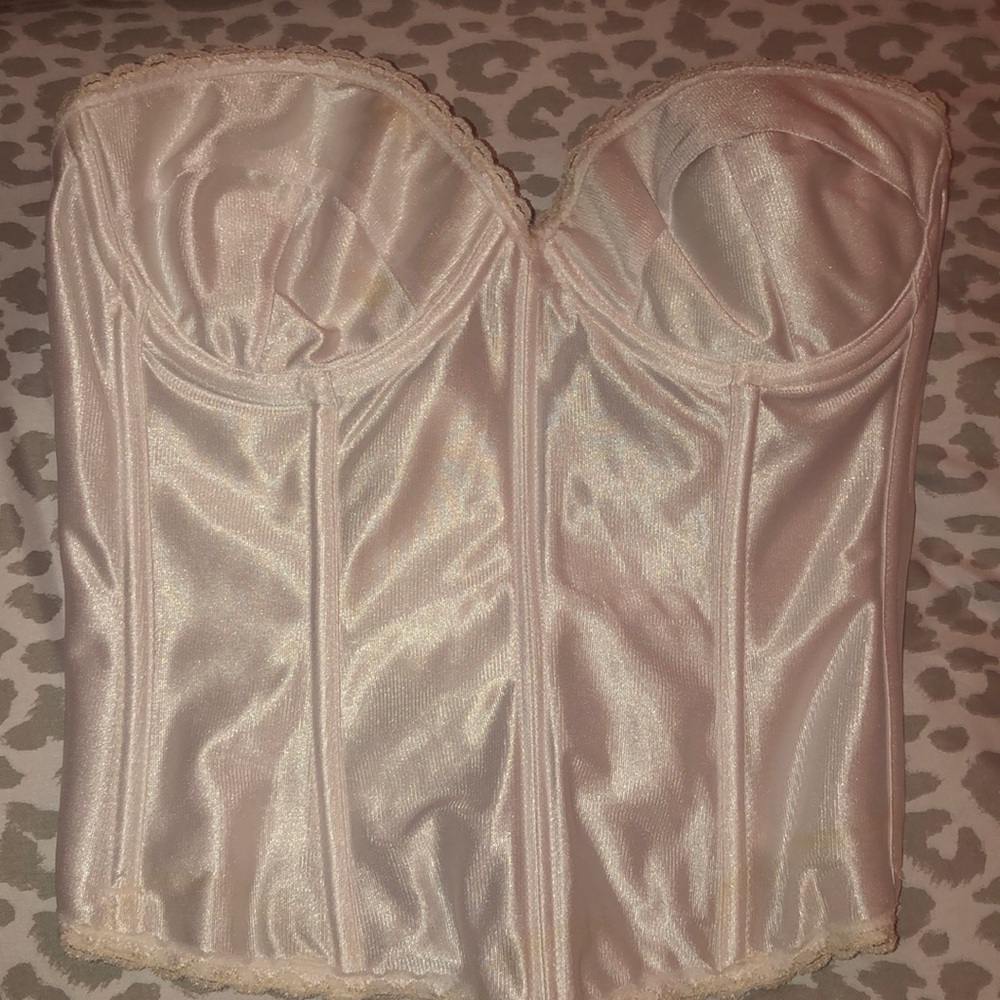 Women’s corset.